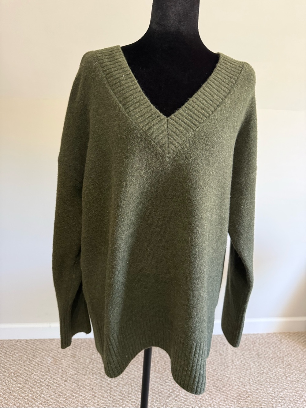 Cyrus Small Olive Green V Neck Sweater Wool Blend Oversized Split Cuff